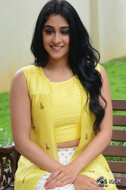 Regina-Cassandra-At-Jyo-Achyutananda-Movie-Success-Meet